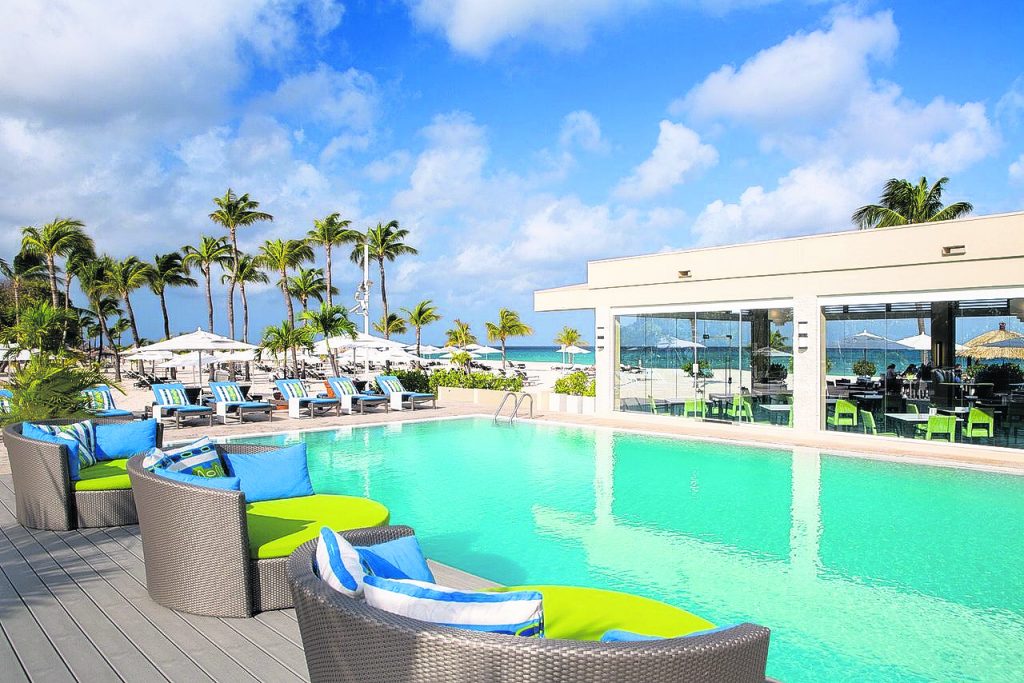 International Media recognizes Aruba resort: Best Vacation Experience ...