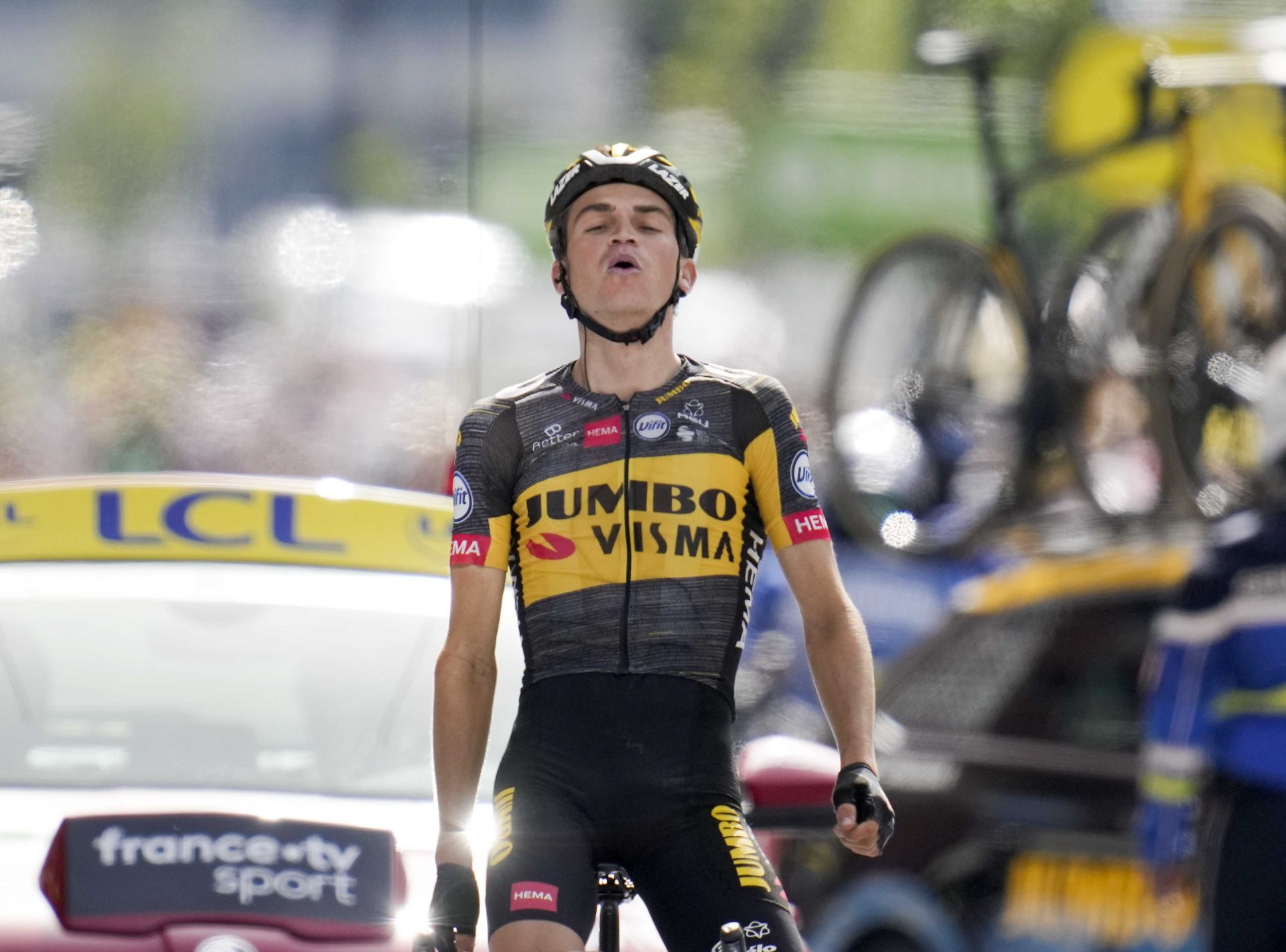 American Sepp Kuss wins Tour de France’s grueling 15th stage Aruba Today