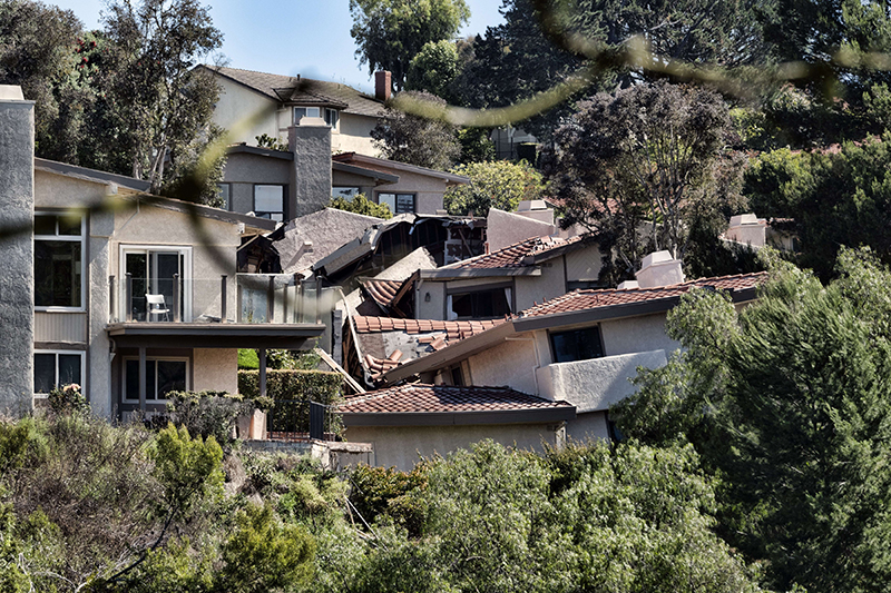 12 Homes Torn Apart By Landslide On Palos Verdes Peninsula Aruba Today   11SLIDE Result 